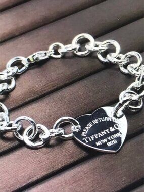 Tiffany & Co. Silver Heart Tag Bracelet